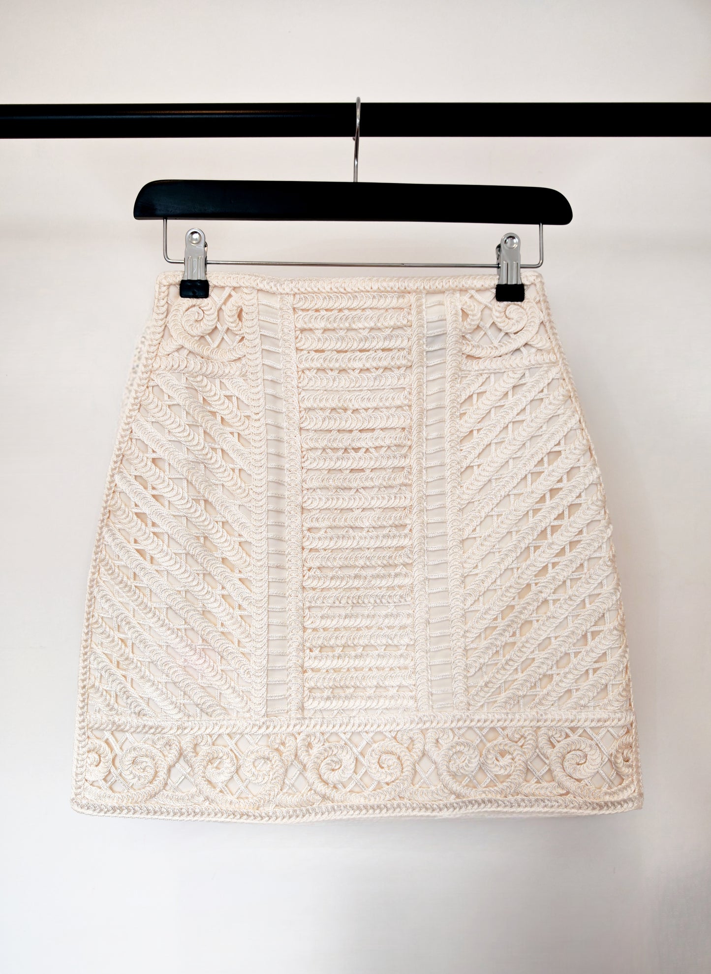 Embroidered High Waisted Mini Skirt