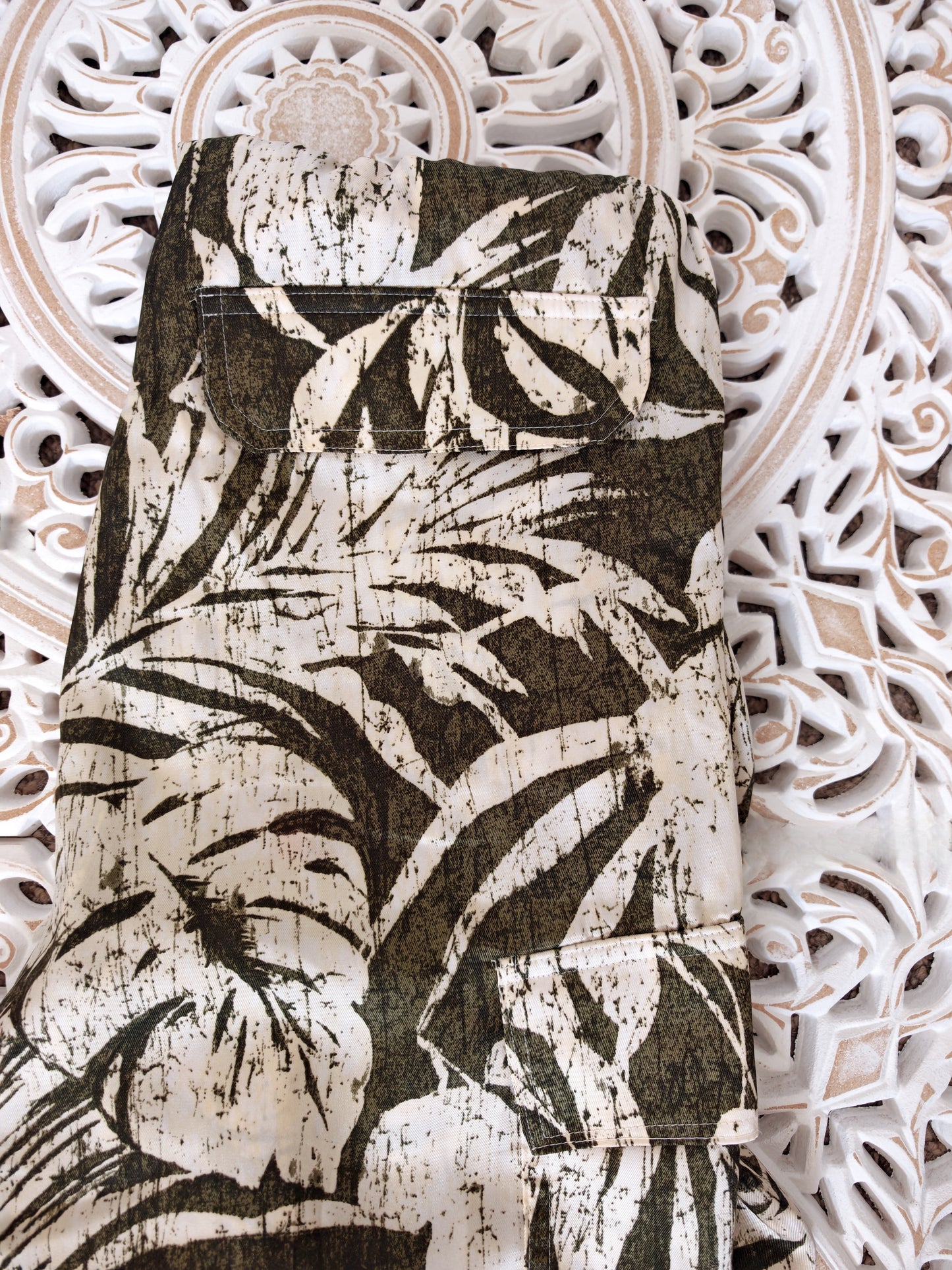 Lauren Ralph Lauren Satin Palm Print Jumpsuit | UK 8-10
